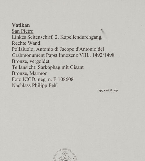 Rückseite von ICCD [https://www.deutsche-digitale-bibliothek.de/content/lizenzen/rv-ez/] Grabmonument Papst Innozenz VIII.Sarkophag mit Gisant - Teilansicht: Sarkophag mit Gisant, bh583117_recto. Foto.