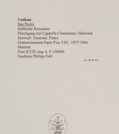 Rückseite von ICCD [https://www.deutsche-digitale-bibliothek.de/content/lizenzen/rv-ez/] Grabmal von Papst Pius VIII. Albani - , bh583307_recto. Foto.