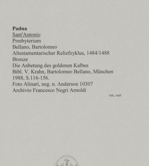 Rückseite von Alinari [https://www.deutsche-digitale-bibliothek.de/content/lizenzen/rv-ez/] Altestamentarischer ReliefzyklusDie Anbetung des goldenen Kalbes - , bh590424_recto. Foto.