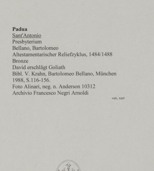 Rückseite von Alinari [https://www.deutsche-digitale-bibliothek.de/content/lizenzen/rv-ez/] Altestamentarischer ReliefzyklusDavid erschlägt Goliath - , bh590426_recto. Foto.