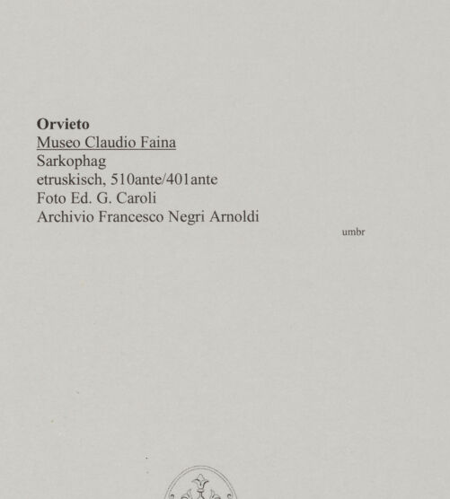 Rückseite von Ed. G. Caroli [https://www.deutsche-digitale-bibliothek.de/content/lizenzen/rv-fz/] Sarkophag - , bh590876_recto. Foto.