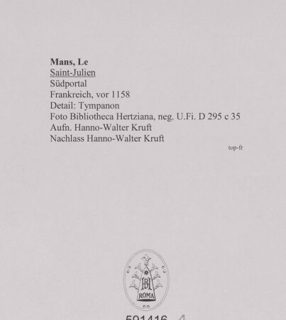 Rückseite von Bibliotheca Hertziana [https://rightsstatements.org/page/CNE/1.0/] Südportal - Detail: Tympanon, bh591416_recto. Foto: Kruft, Hanno-Walter.