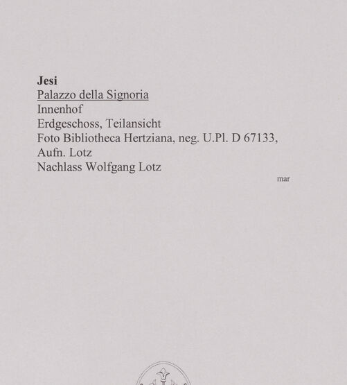 Rückseite von Bibliotheca Hertziana [https://www.deutsche-digitale-bibliothek.de/content/lizenzen/rv-fz/] Palazzo della Signoria - Erdgeschoss, Teilansicht, bh591663_recto. Foto: Lotz, ?.