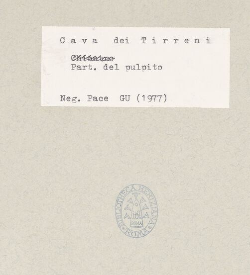 Rückseite von Pace, Valentino [https://www.deutsche-digitale-bibliothek.de/content/lizenzen/rv-ez/] Evangelienkanzel - Detail: Ecke Kanzelkorb mit Cosmatenarbeit und bildhauerischem Ornament, bh593231_recto. Foto: Pace, Valentino.