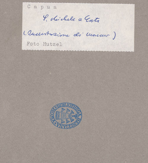 Rückseite von Hutzel, Max [https://www.deutsche-digitale-bibliothek.de/content/lizenzen/rv-ez/] Der Erzengel Michael vertreibt einen aufrührerischen Engel aus dem Himmel - Gesamtansicht, bh593419_recto. Foto: Hutzel, Max.