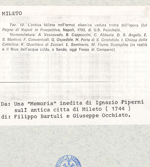 Rückseite von unbekannt [https://www.deutsche-digitale-bibliothek.de/content/lizenzen/rv-fz/] Il Regno di Napoli in ProspettivaMileto. Ansicht der Stadt - Gesamtansicht, bh593984_recto. Foto.