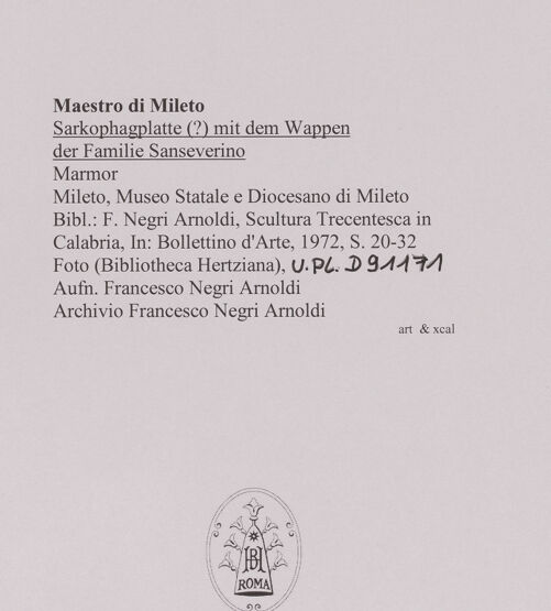 Rückseite von Bibliotheca Hertziana [https://www.deutsche-digitale-bibliothek.de/content/lizenzen/rv-fz/] Marmorplatte mit Wappen der Familie Sanseverino - Gesamtansicht, bh594633_recto. Foto: Negri Arnoldi, Francesco.