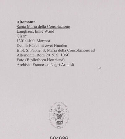 Rückseite von unbekannt [https://www.deutsche-digitale-bibliothek.de/content/lizenzen/rv-fz/] Gisant - Füße, durch zwei Hunde gestützt, bh594686_recto. Foto.