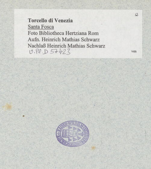 Rückseite von Bibliotheca Hertziana [https://www.deutsche-digitale-bibliothek.de/content/lizenzen/rv-fz/] Santa Fosca - Gesamtansicht, bh603891_recto. Foto: Schwarz, Heinrich Mathias.