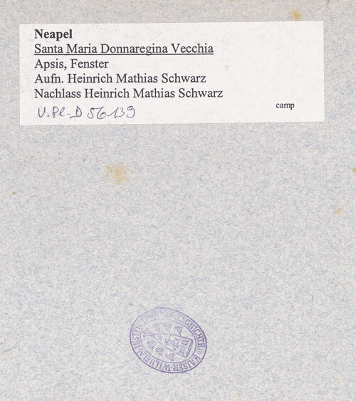 Rückseite von Bibliotheca Hertziana [https://www.deutsche-digitale-bibliothek.de/content/lizenzen/rv-fz/] Santa Maria Donnaregina Vecchia - Apsis, Fenster, bh603896_recto. Foto: Schwarz, Heinrich Mathias.