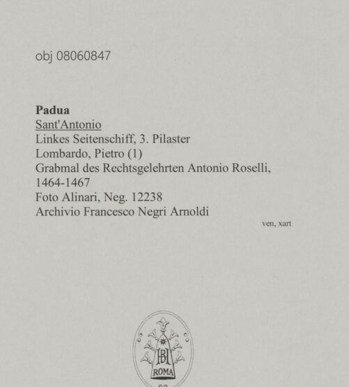 Rückseite von Alinari [https://www.deutsche-digitale-bibliothek.de/content/lizenzen/rv-ez/] Grabmal des Rechtsgelehrten Antonio Roselli (gest. 1466) - Gesamtansicht, bh606228_recto. Foto.