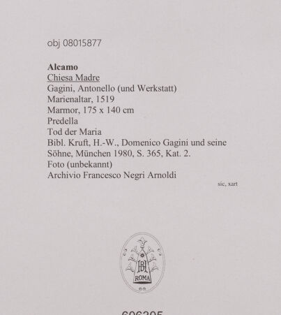 Rückseite von unbekannt [https://www.deutsche-digitale-bibliothek.de/content/lizenzen/rv-fz/] MarienaltarTod der Maria - Gesamtansicht, bh606305_recto. Foto.