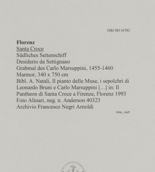 Rückseite von Alinari [https://www.deutsche-digitale-bibliothek.de/content/lizenzen/rv-ez/] Grabmal des Carlo Marsuppini - Gesamtansicht, bh606486_recto. Foto.