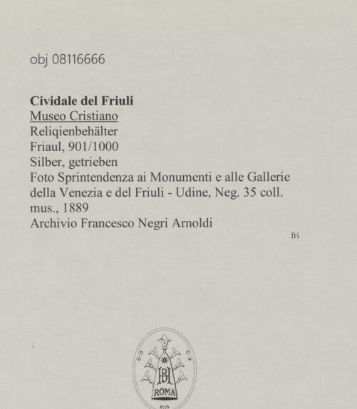 Rückseite von Sopr. BAS UD [https://www.deutsche-digitale-bibliothek.de/content/lizenzen/rv-ez/] ReliquienbehälterRückseite: Apostel; Kameen mit Büstenporträts - Gesamtansicht, bh607461_recto. Foto.