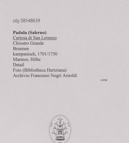 Rückseite von unbekannt [https://www.deutsche-digitale-bibliothek.de/content/lizenzen/rv-ez/] Wandbrunnen - Detail, bh607468_recto. Foto.