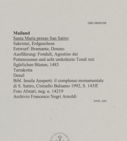 Rückseite von Alinari [https://www.deutsche-digitale-bibliothek.de/content/lizenzen/rv-ez/] Puttenszenen und acht umkränzte Tondi mit figürlichen Büsten - Detail, bh607543_recto. Foto.