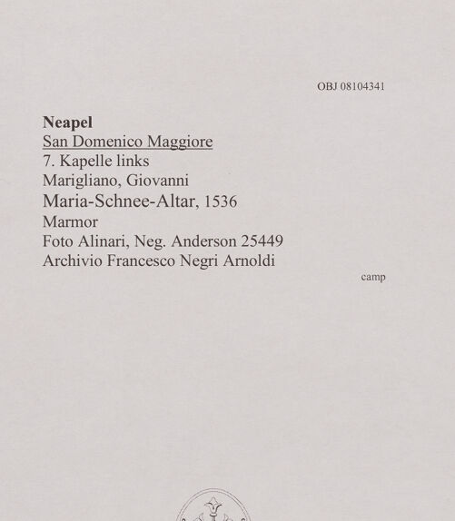 Rückseite von Alinari [https://www.deutsche-digitale-bibliothek.de/content/lizenzen/rv-ez/] Maria-Schnee-Altar - Gesamtansicht, bh607914_recto. Foto.