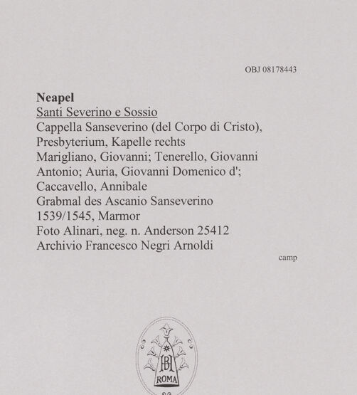 Rückseite von Alinari [https://www.deutsche-digitale-bibliothek.de/content/lizenzen/rv-ez/] Grabmal des Ascanio Sanseverino - Gesamtansicht, bh608552_recto. Foto.