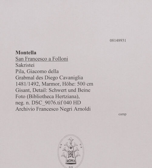 Rückseite von unbekannt [https://www.deutsche-digitale-bibliothek.de/content/lizenzen/rv-fz/] Grabmal des Diego I, Conte di Cavaniglia (gest. 1481) - Detail: Schwert und Beine des Gisant, bh608593_recto. Foto.